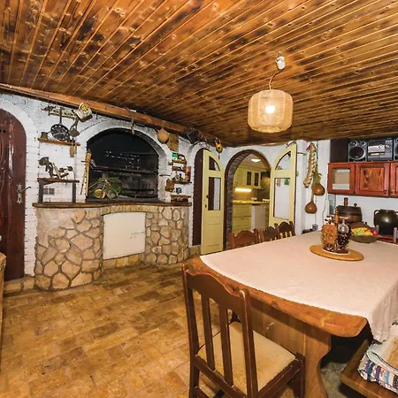 Gorgeous Home In Kozino With House Sea View Holiday home *