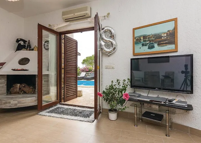 펜션 Amazing In With Sauna Kožino