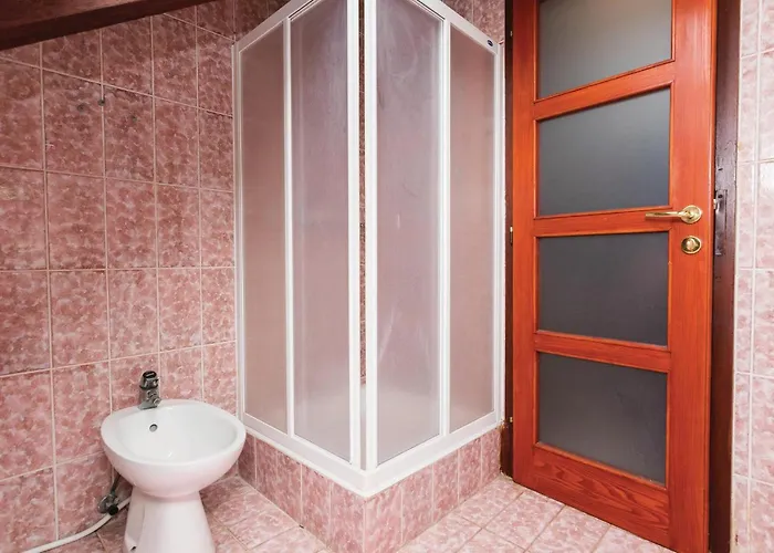 Amazing In With Sauna 펜션 Kožino