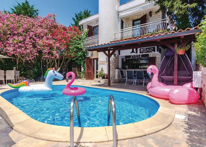 펜션 Amazing In With Sauna *